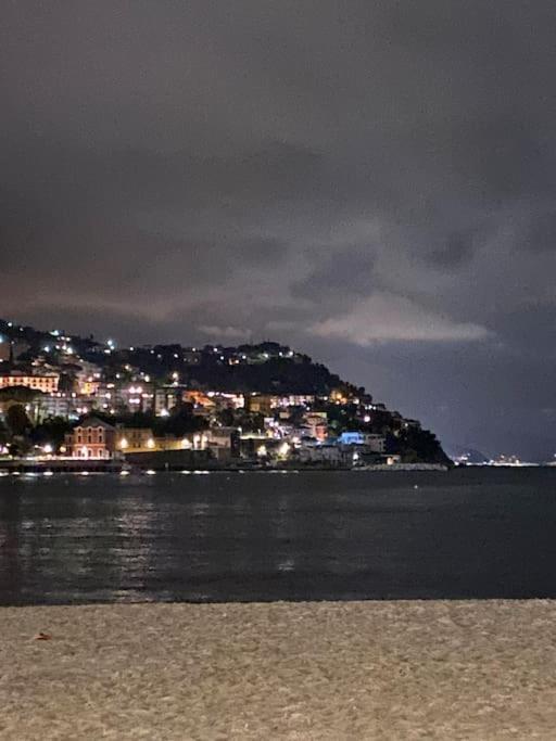 La Casa Di Andrea Grande Appartamento A Due Passi Dalle Spiagge Rapallo Exterior foto